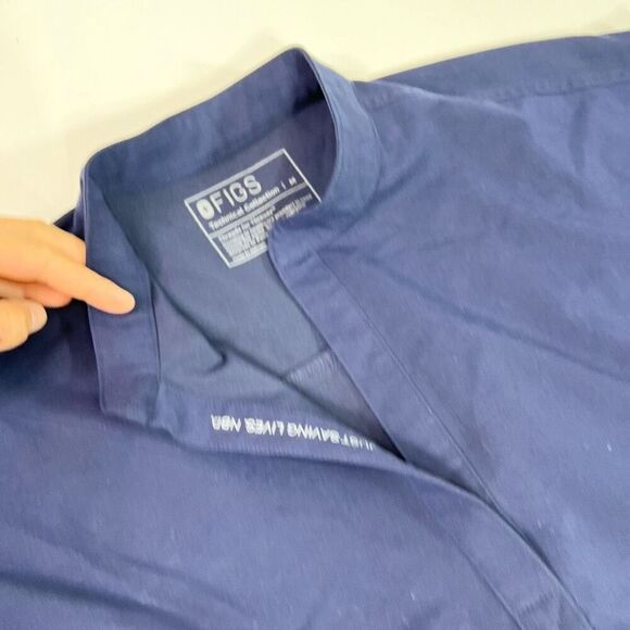 FIGS Technical Collection Tops Womens Medium Blue Solid Sleeveless Scrub Top - Picture 8 of 9